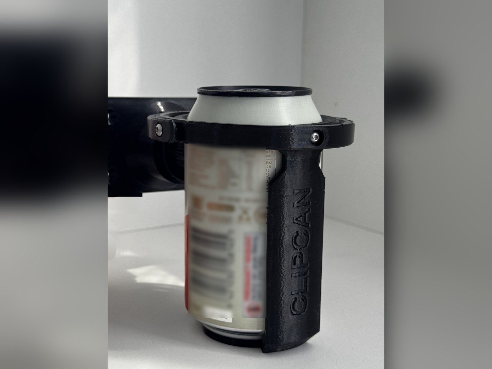 Clipcan Boat on its base